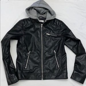 🔴 Boy’s Biker Faux Leather Jacket w/ Hood